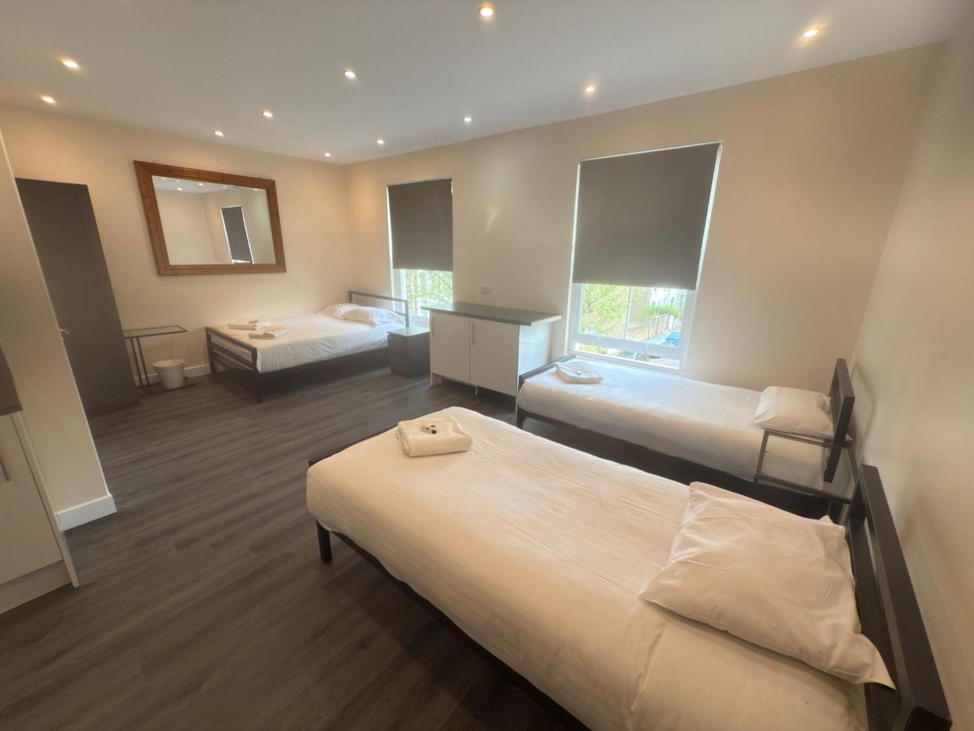Saba Hotel Лондон Екстер'єр фото